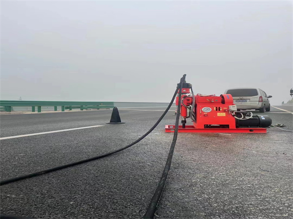 雷山马路路基路面开裂下沉注浆加固灌浆